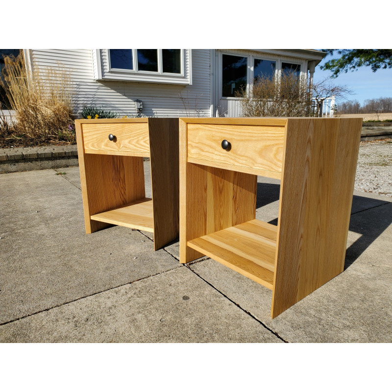 Grain Wrapped Side Table (Single) Grain Wrapped Side Table (Single)