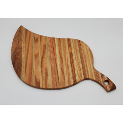 Leaf-Shaped Oak Cutting Board - BB67