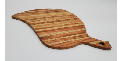 Leaf-Shaped Oak Cutting Board - BB60