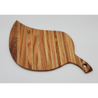 Leaf-Shaped Oak Cutting Board - BB67